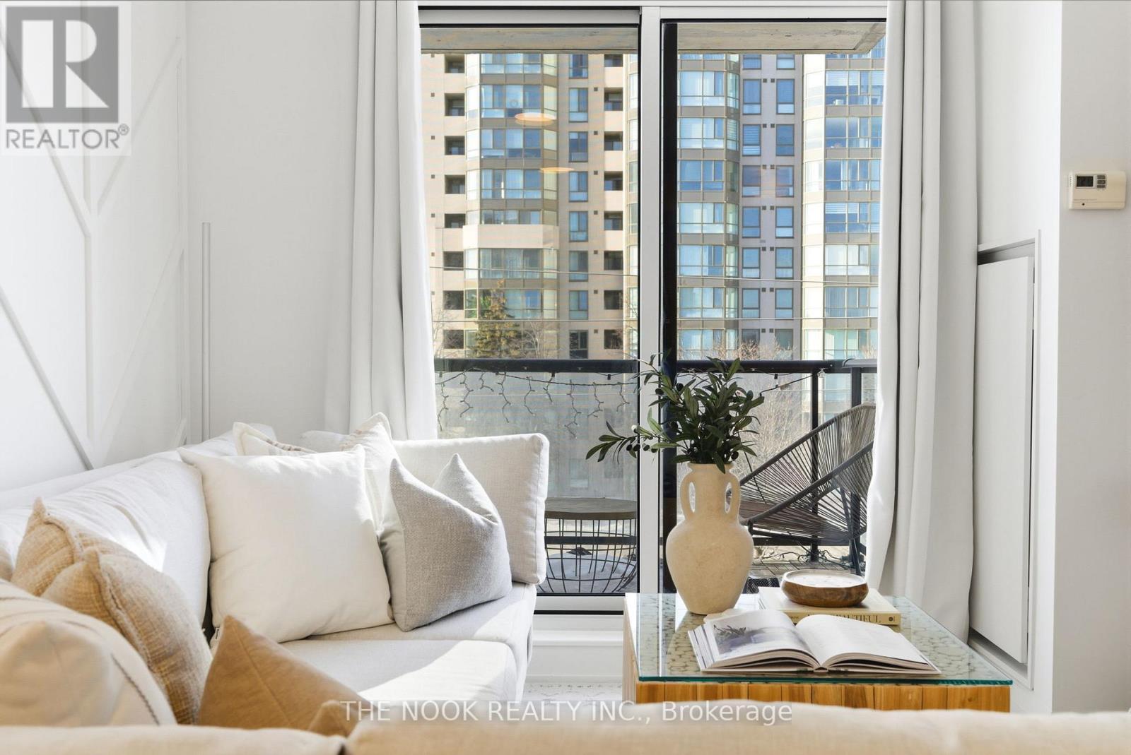 609 - 3655 Kingston Road, Toronto (Scarborough Village), ON - Indoor