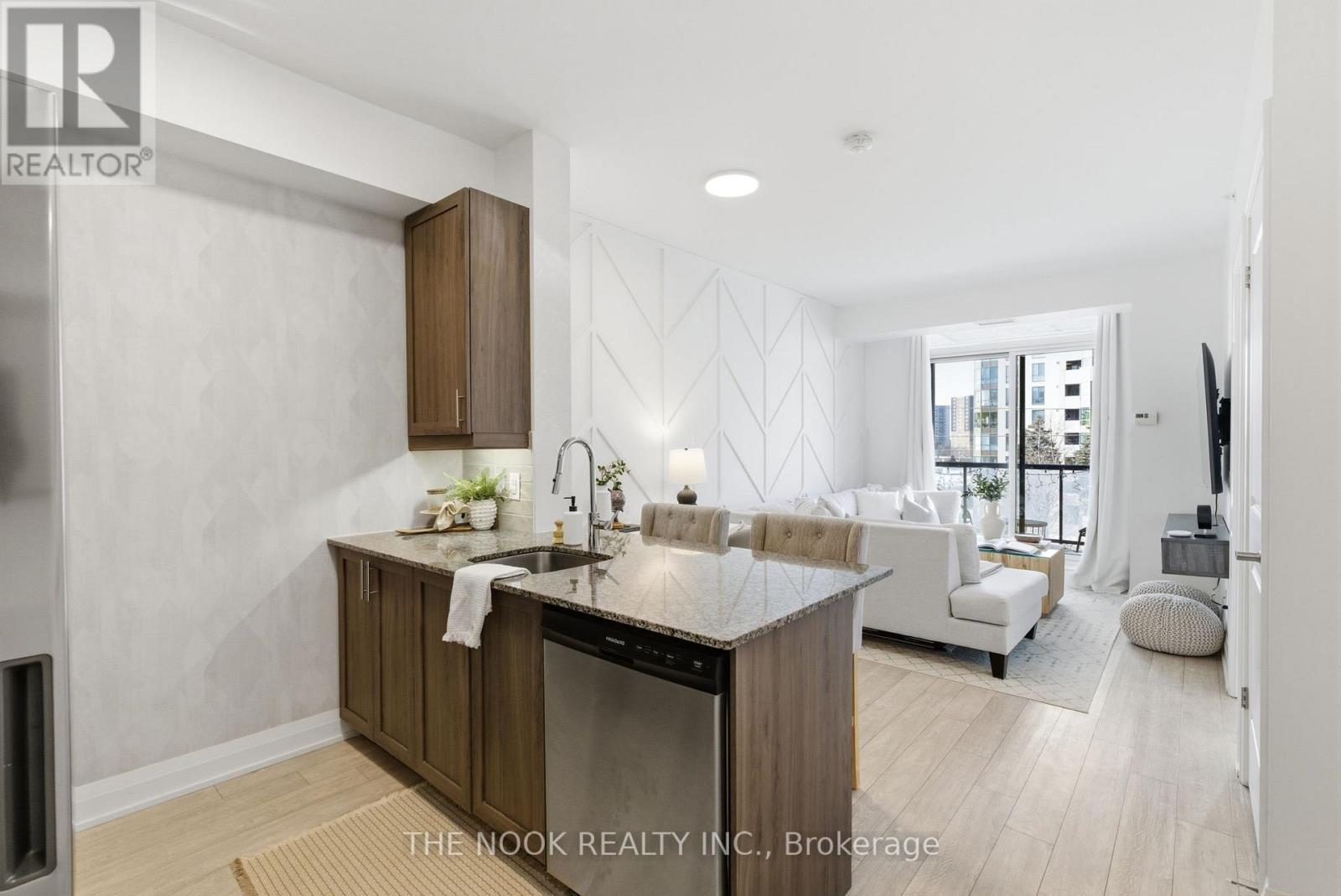 609 - 3655 Kingston Road, Toronto (Scarborough Village), ON - Indoor