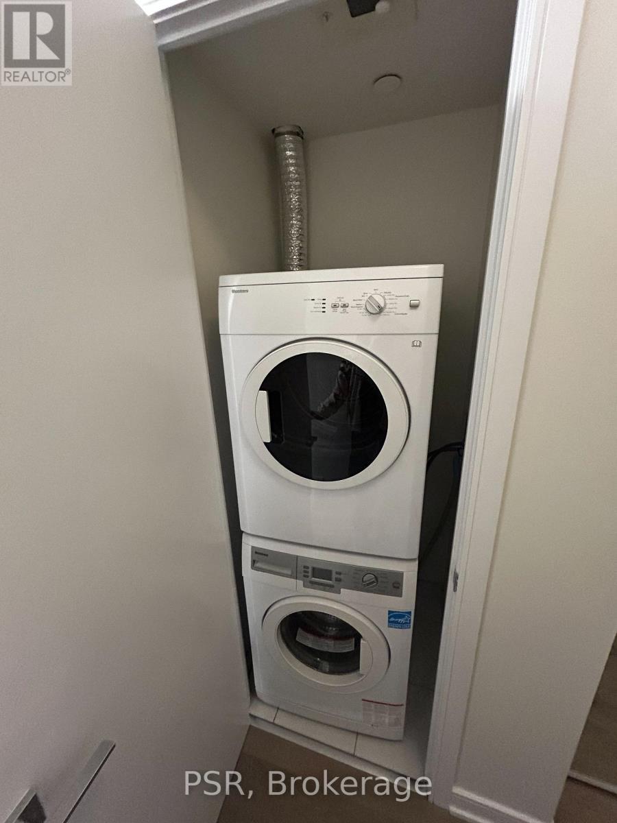 1114 - 57 St Joseph Street, Toronto, ON - Indoor Photo Showing Bedroom