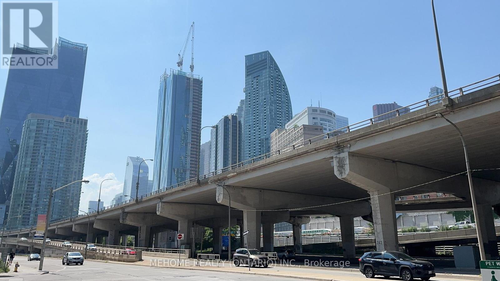 6210 - 55 Cooper Street S, Toronto, ON - Outdoor