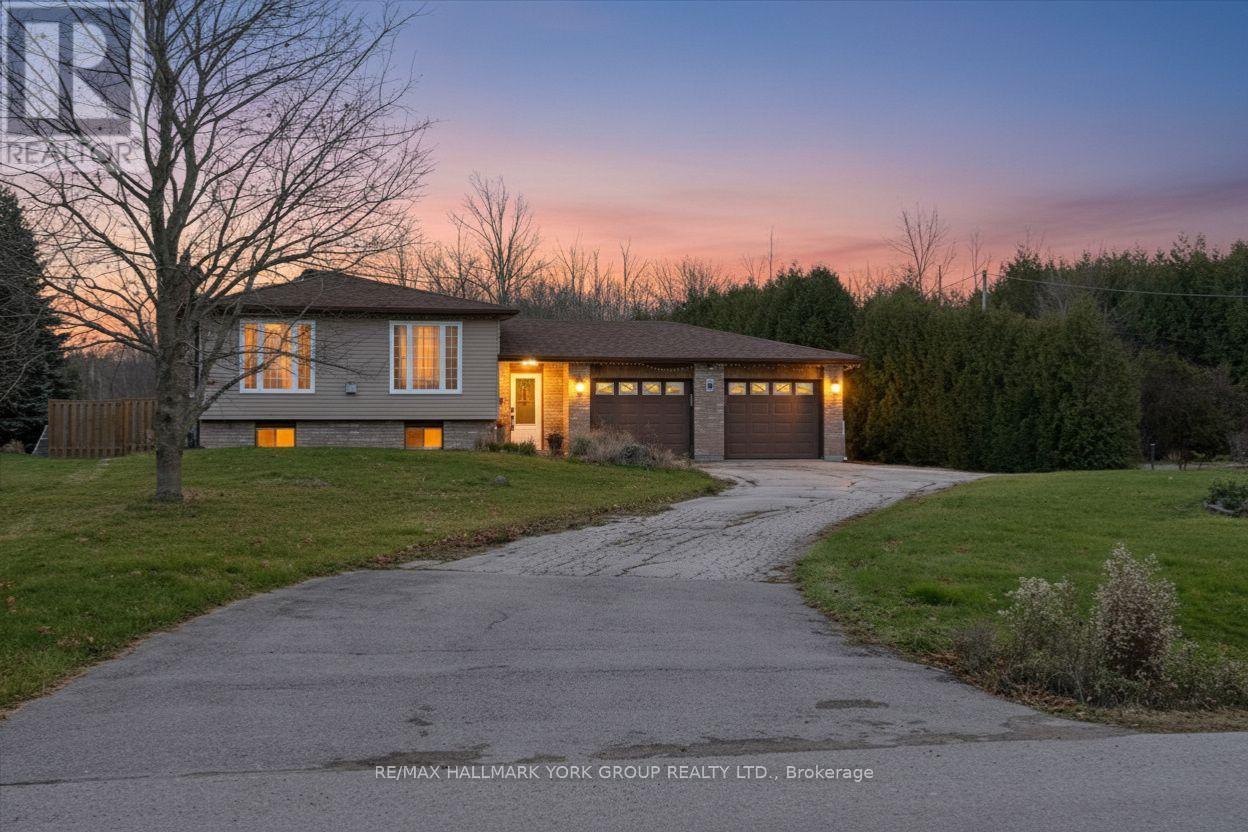 5 Burke Street, Georgina, ON - Outdoor