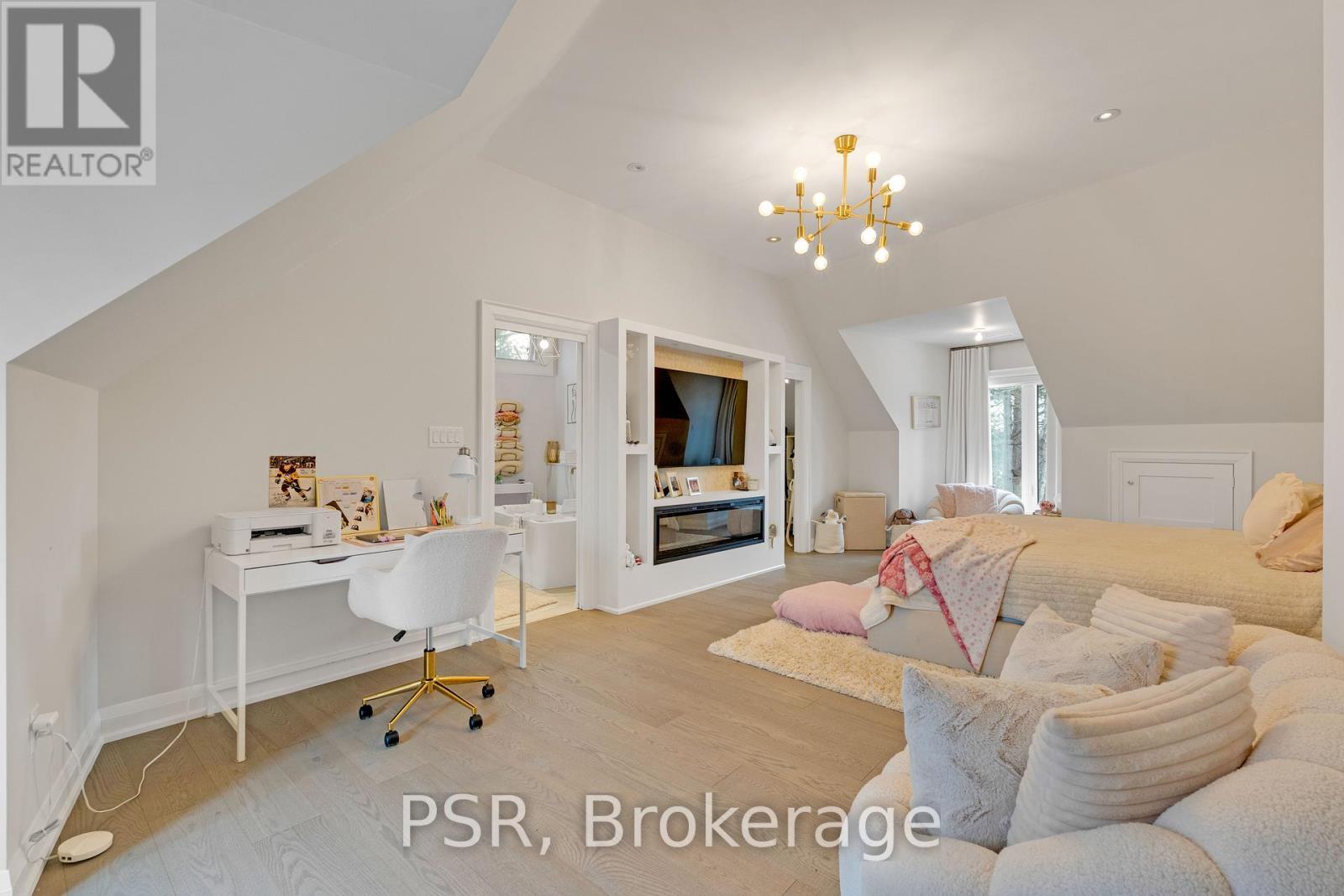 140 Ravendale Court, Vaughan, ON - Indoor