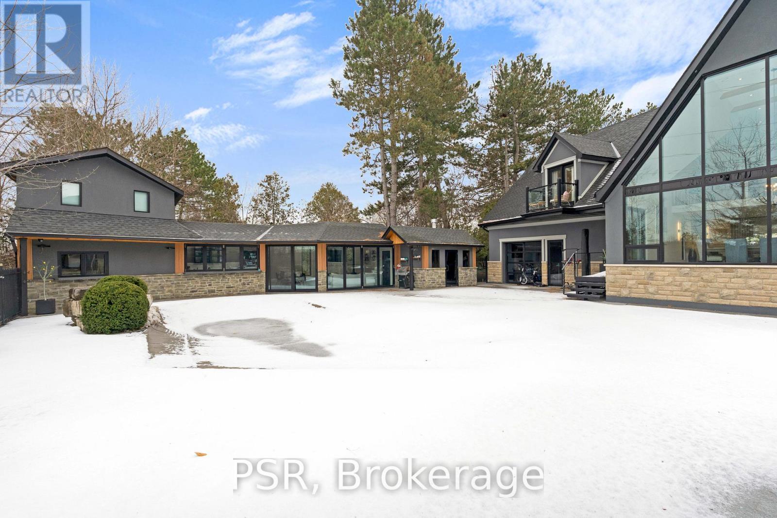 140 Ravendale Court, Vaughan, ON - Outdoor With Facade