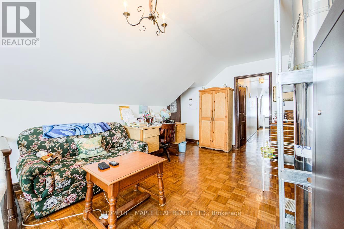 423365 25 Side Road, Amaranth, ON - Indoor Photo Showing Other Room