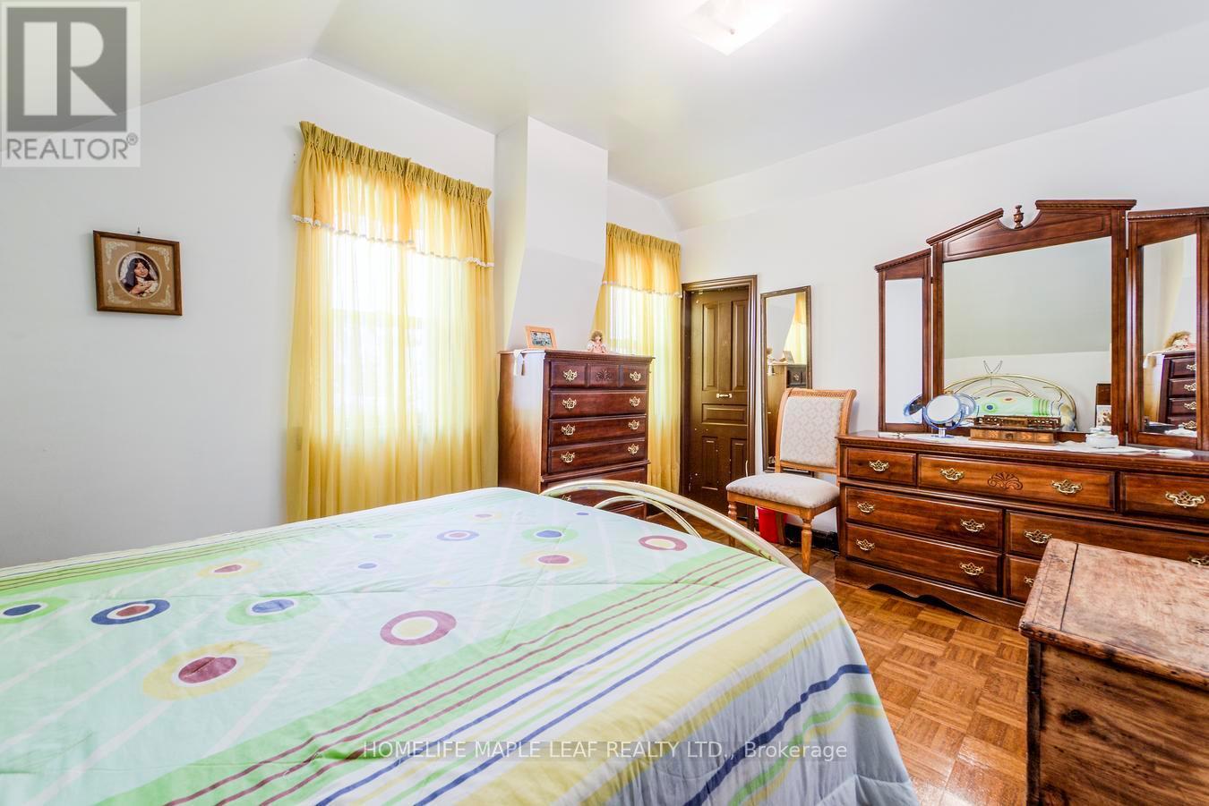 423365 25 Side Road, Amaranth, ON - Indoor Photo Showing Bedroom