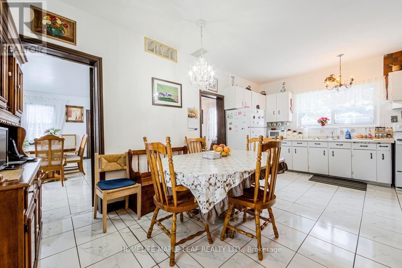423365 25 Side Road, Amaranth, ON - Indoor Photo Showing Dining Room