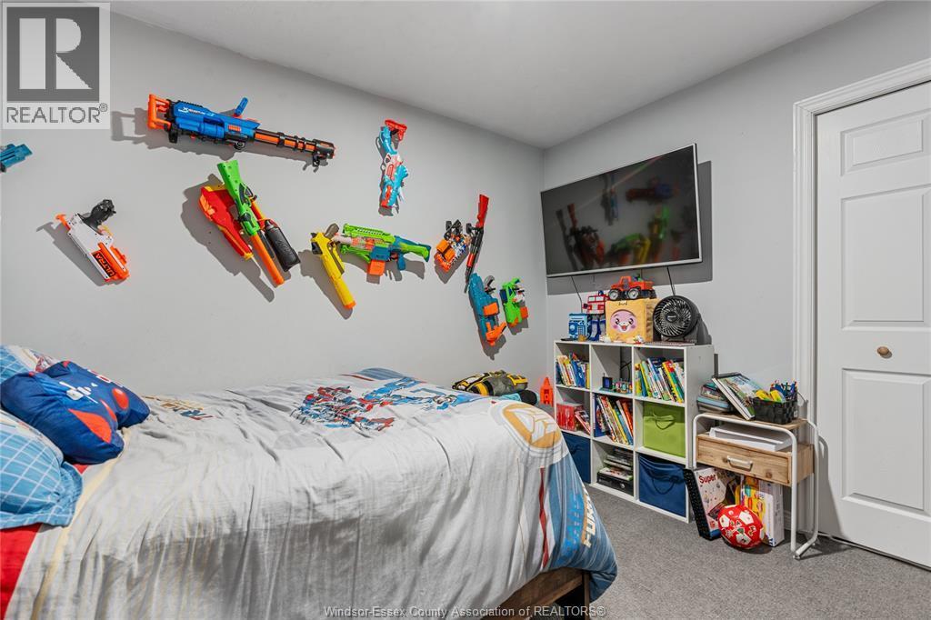 4 Young, Tilbury, ON