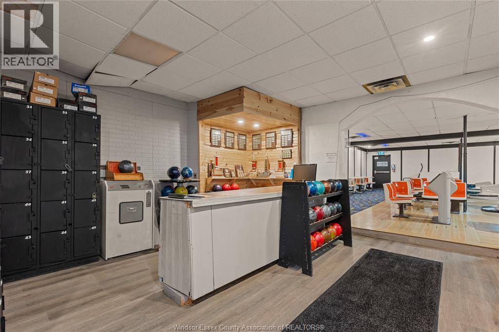 4 Young, Tilbury, ON