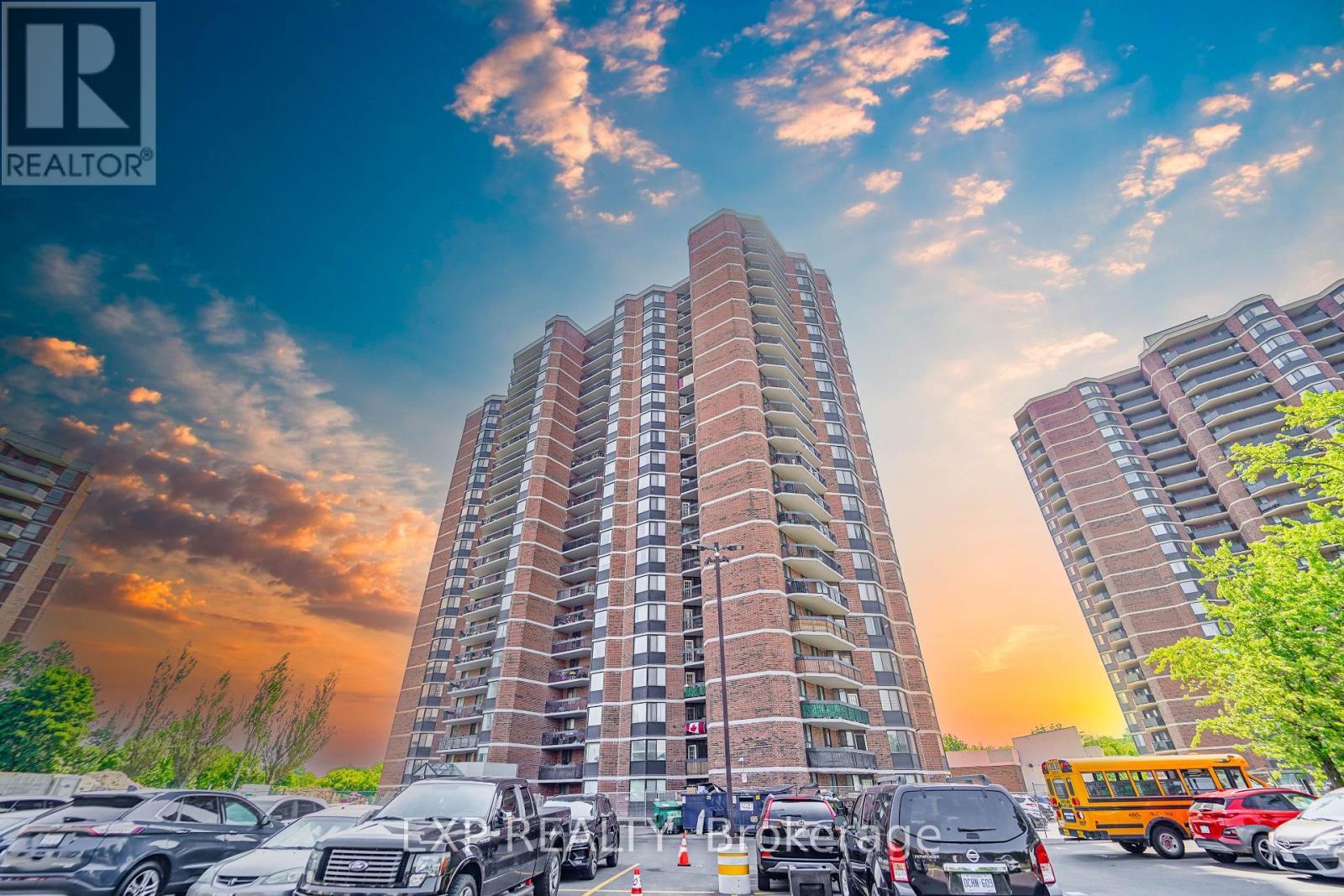 901 - 236 Albion Road, Toronto, ON - Outdoor With Facade