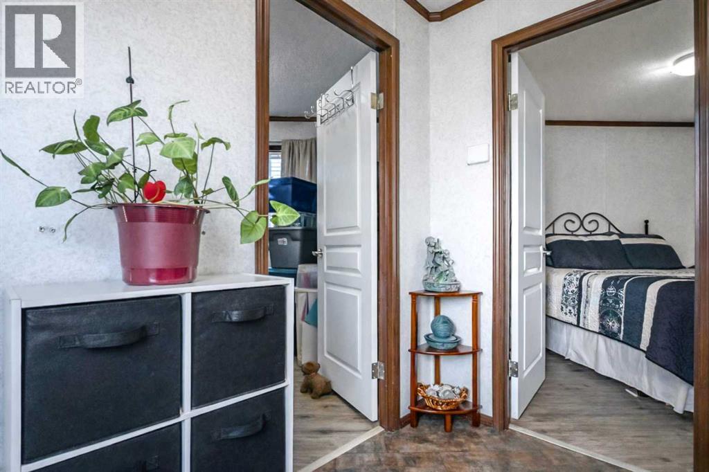 37 Maple Drive, Brooks, AB