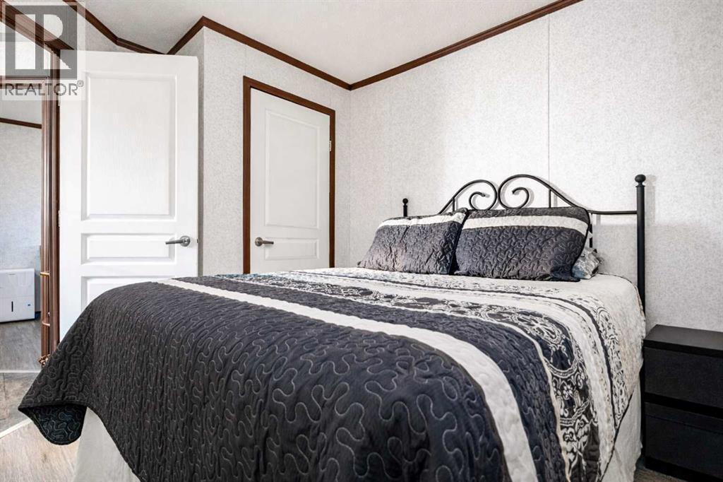 37 Maple Drive, Brooks, AB