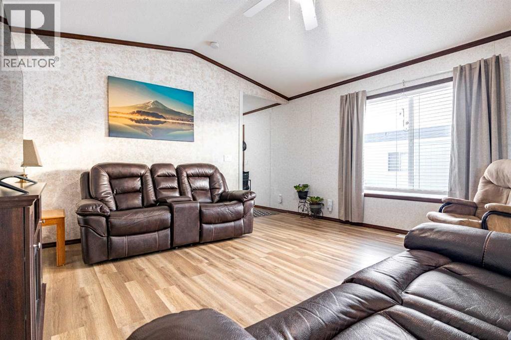 37 Maple Drive, Brooks, AB