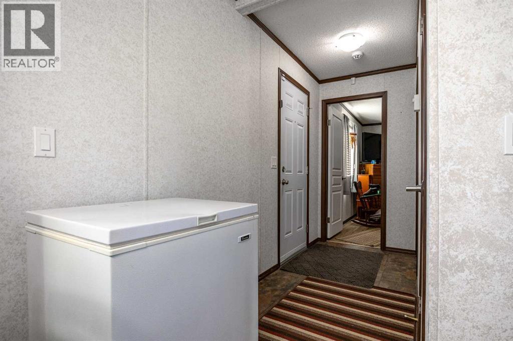 37 Maple Drive, Brooks, AB