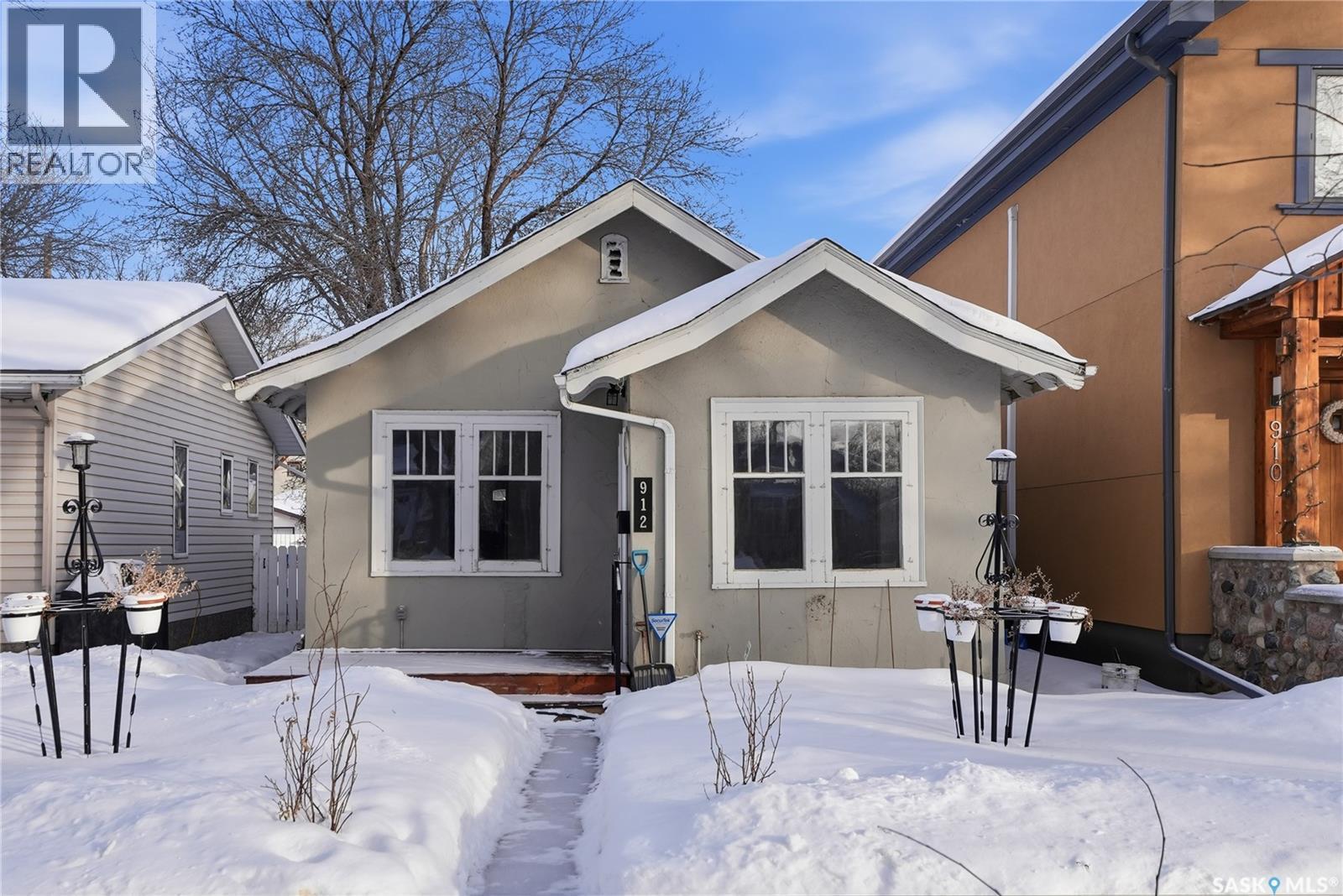 912 5Th Avenue N, Saskatoon, SK - Outdoor