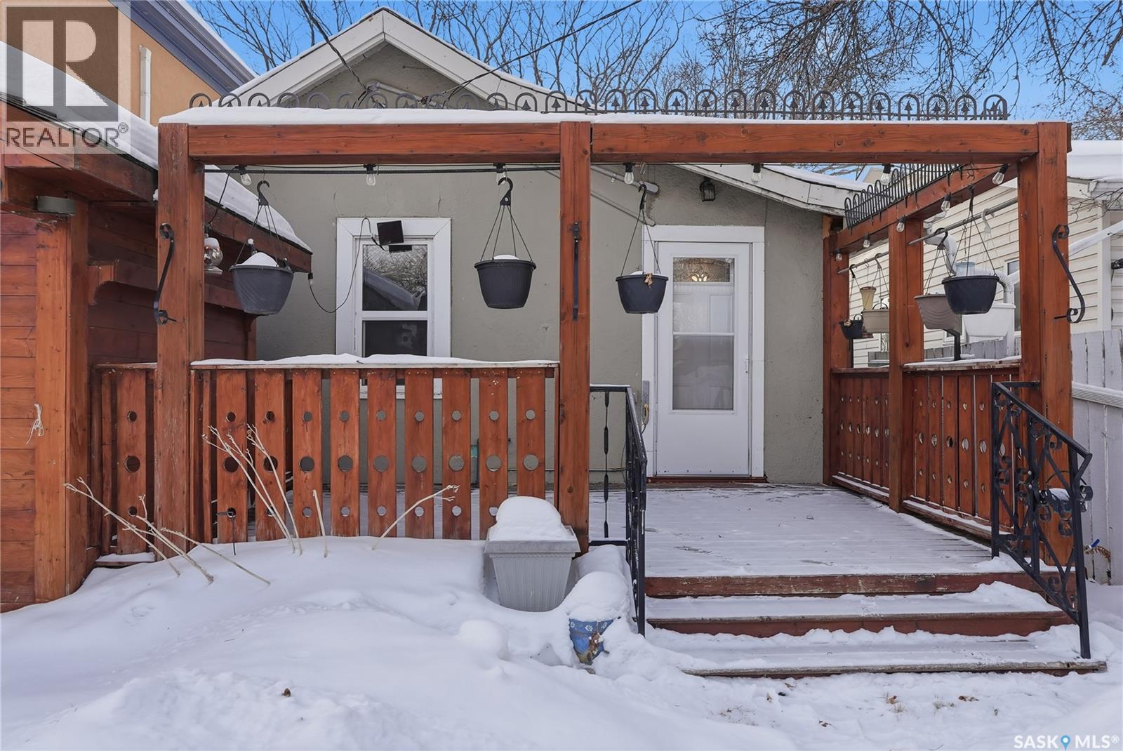 912 5Th Avenue N, Saskatoon, SK - Outdoor