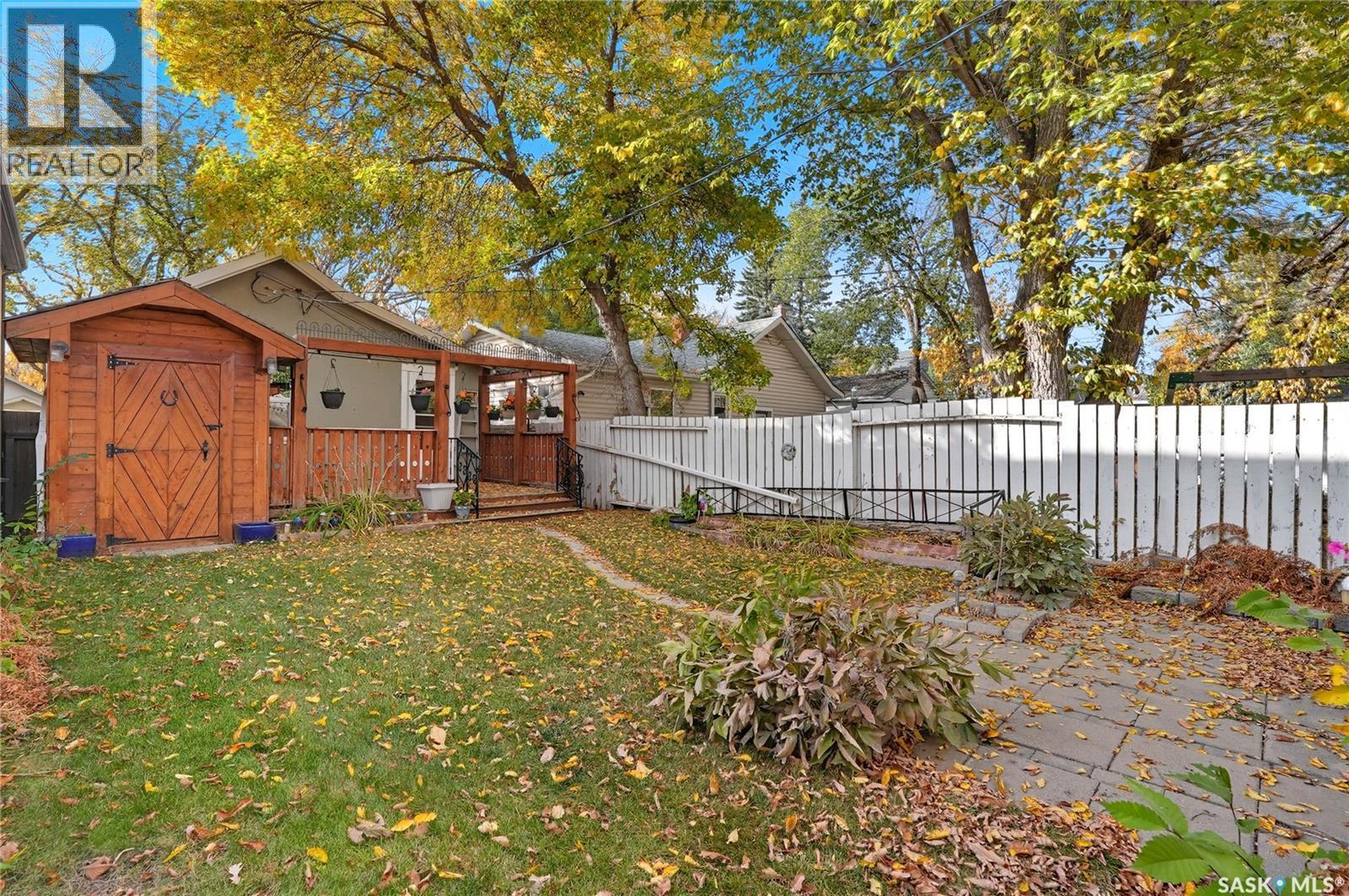 912 5Th Avenue N, Saskatoon, SK - Outdoor