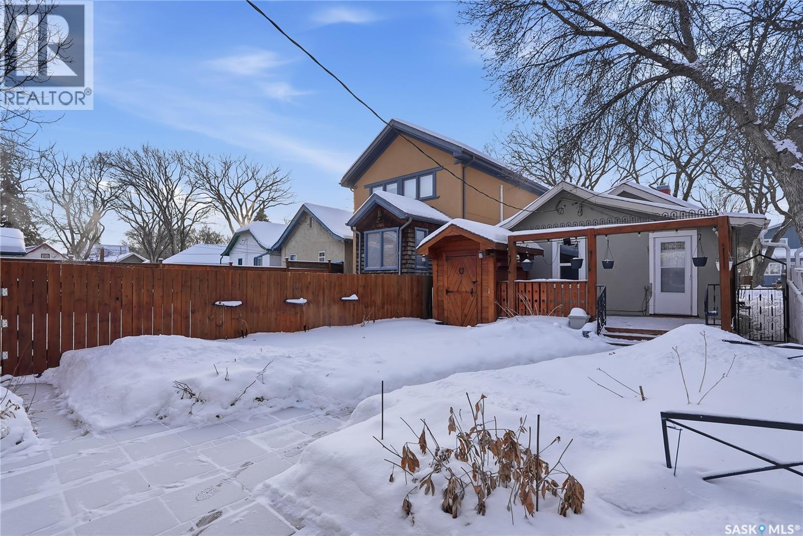 912 5Th Avenue N, Saskatoon, SK - Outdoor