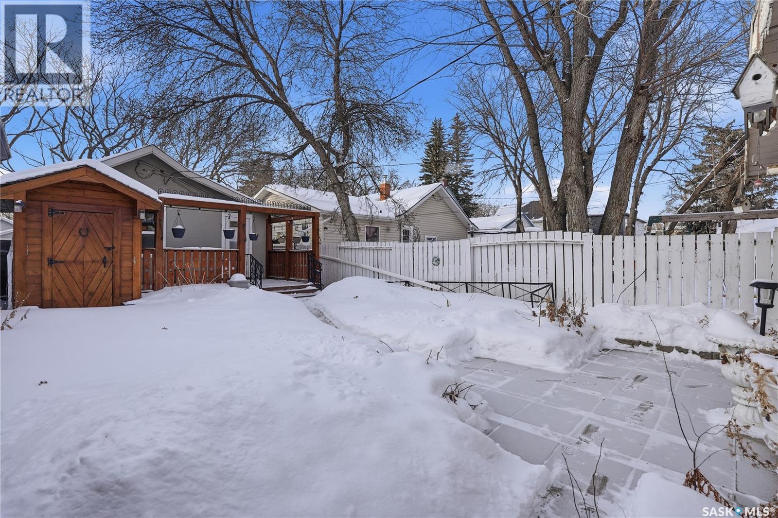 912 5Th Avenue N, Saskatoon, SK - Outdoor