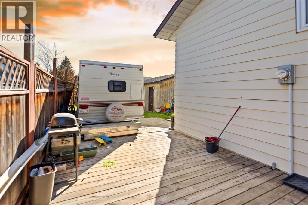 20 Castlegrove Way Ne, Calgary, AB - Outdoor With Deck Patio Veranda With Exterior