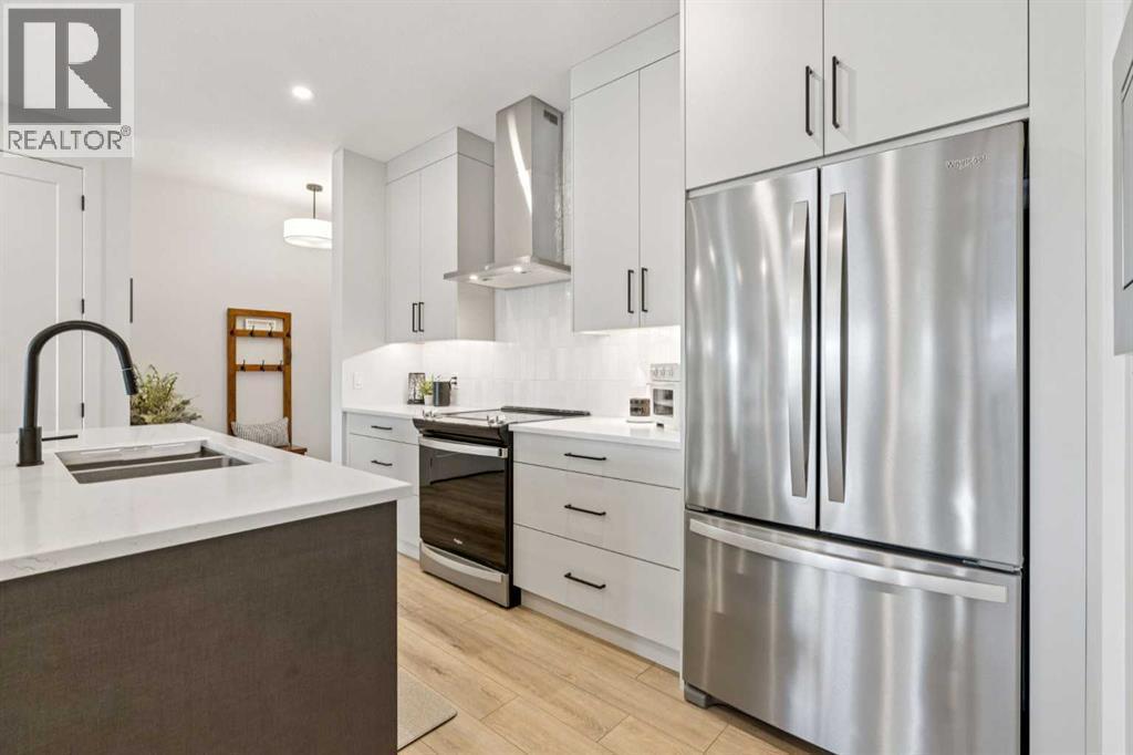 155 Sage Meadows View Nw, Calgary, AB - Indoor Photo Showing Kitchen With Upgraded Kitchen