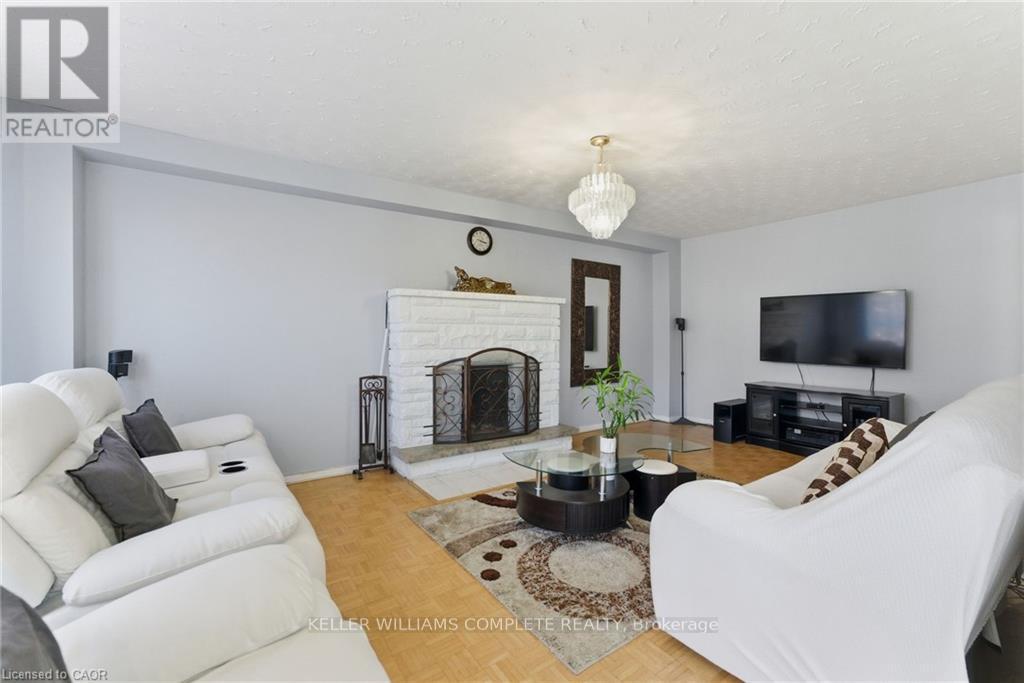 2 Morningstar Court, Hamilton, ON - Indoor Photo Showing Living Room With Fireplace