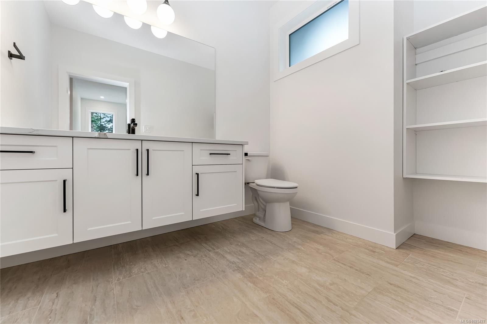 219 Cowichan Lake Rd, Lake Cowichan, BC