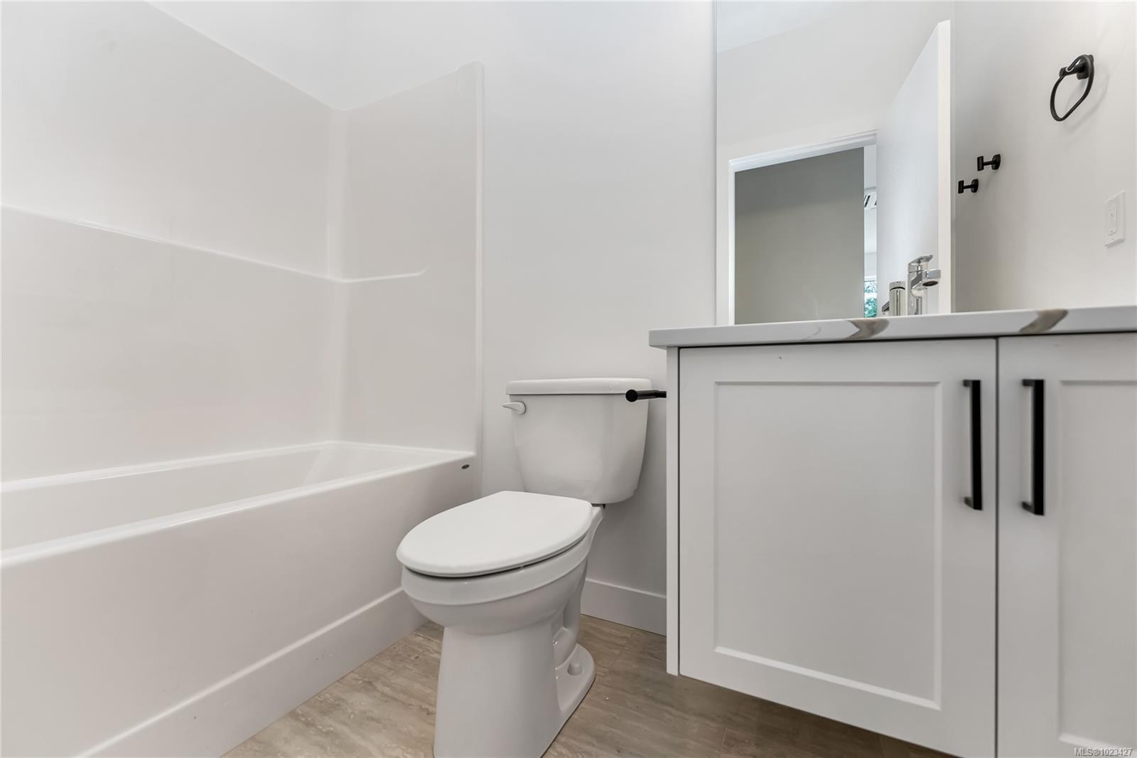 219 Cowichan Lake Rd, Lake Cowichan, BC