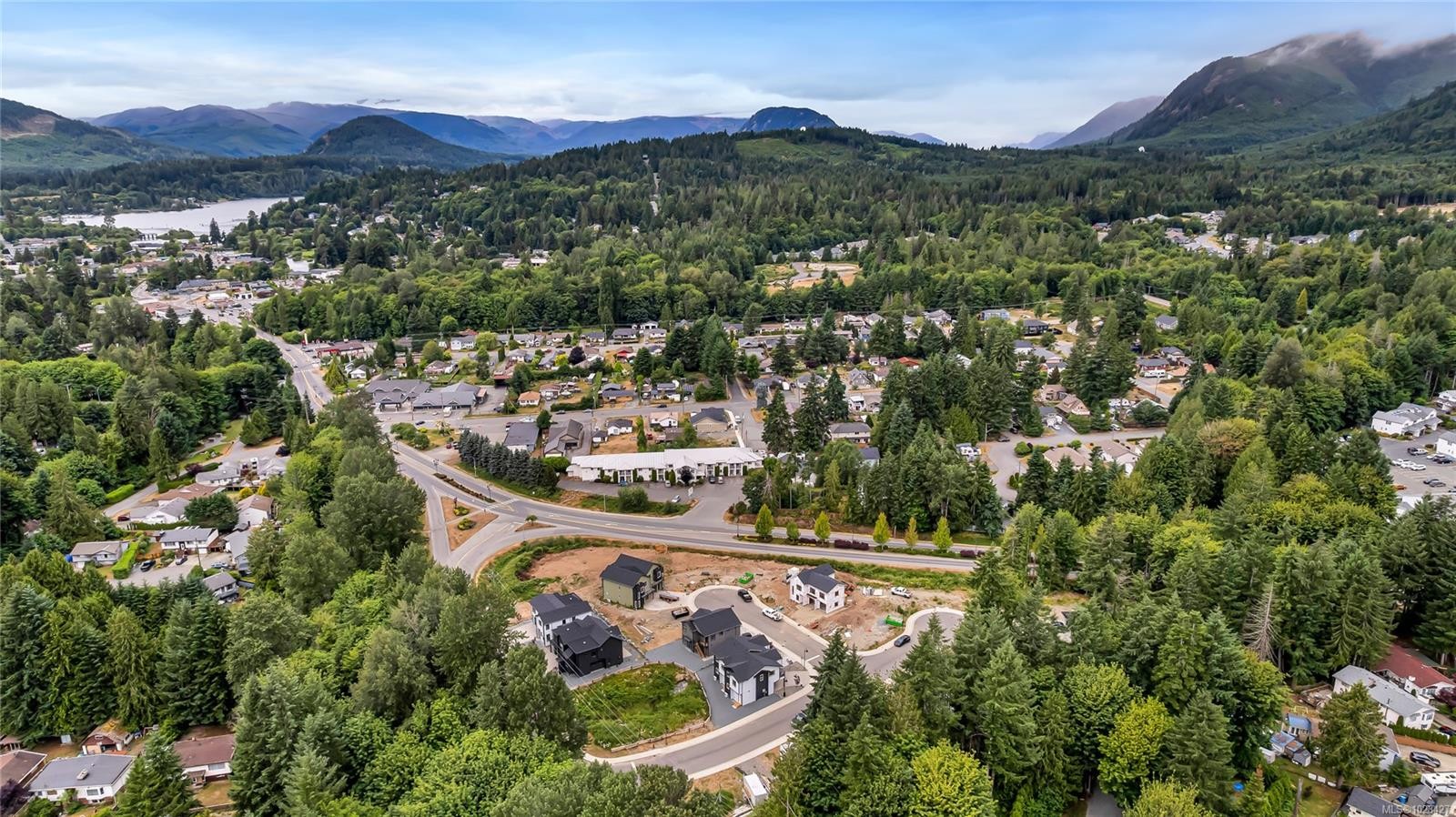 219 Cowichan Lake Rd, Lake Cowichan, BC