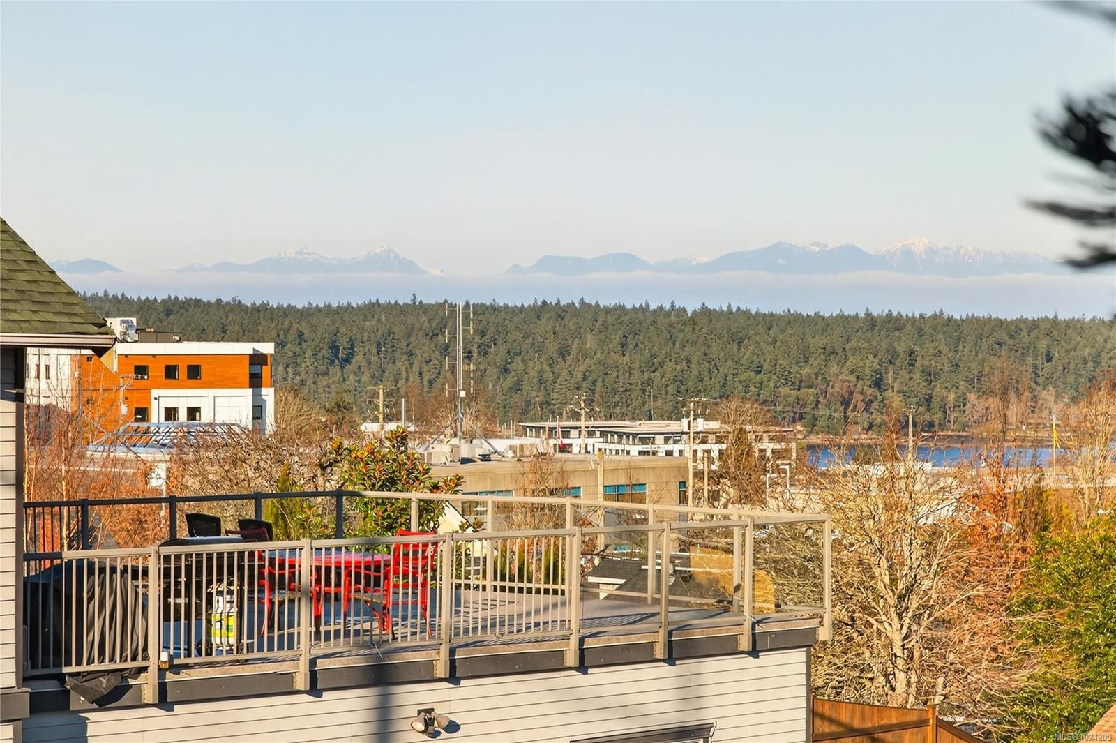 352 Kennedy St, Nanaimo, BC