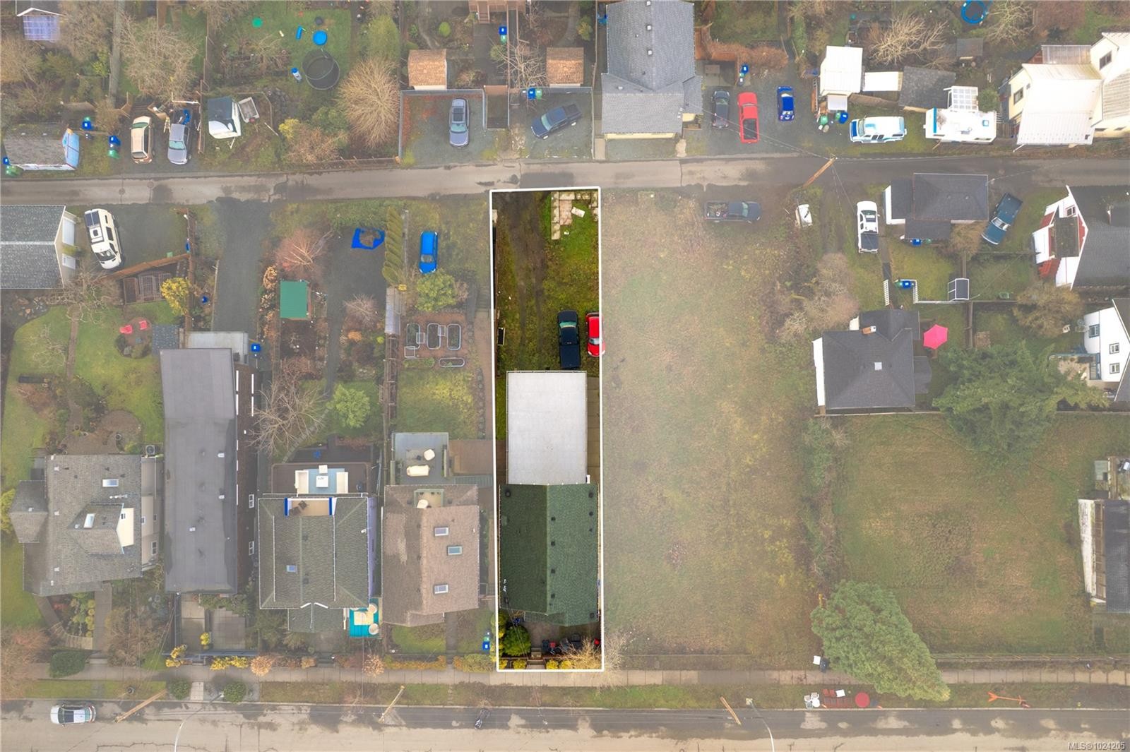 352 Kennedy St, Nanaimo, BC