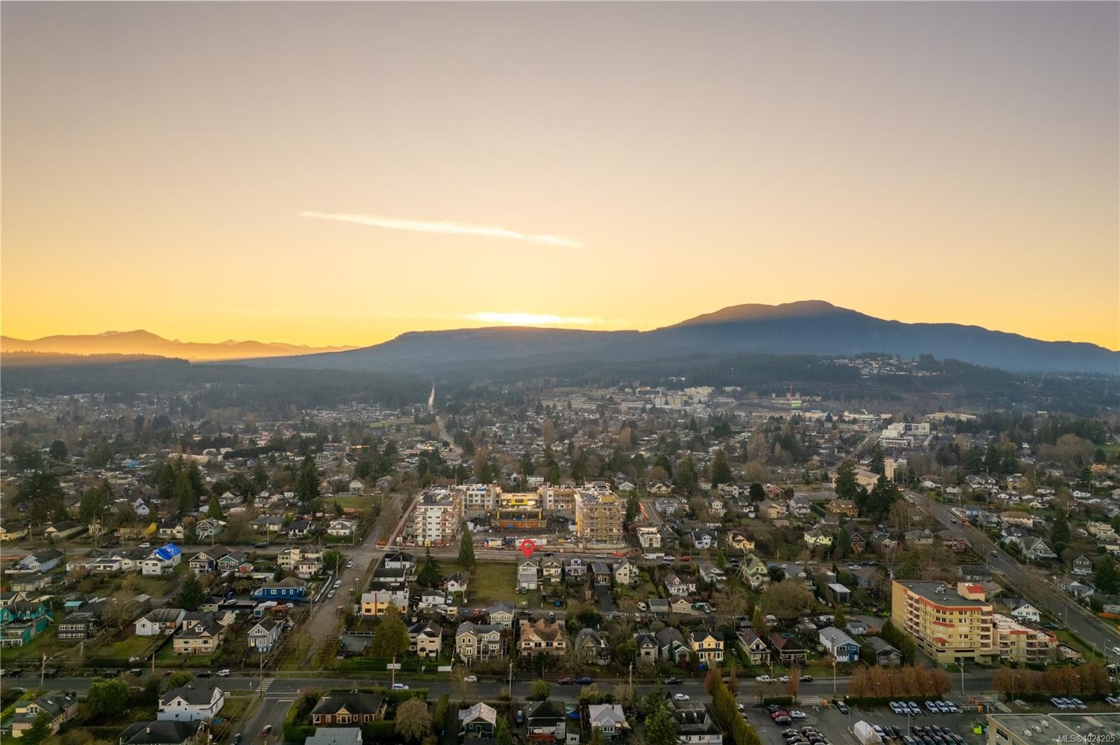 352 Kennedy St, Nanaimo, BC