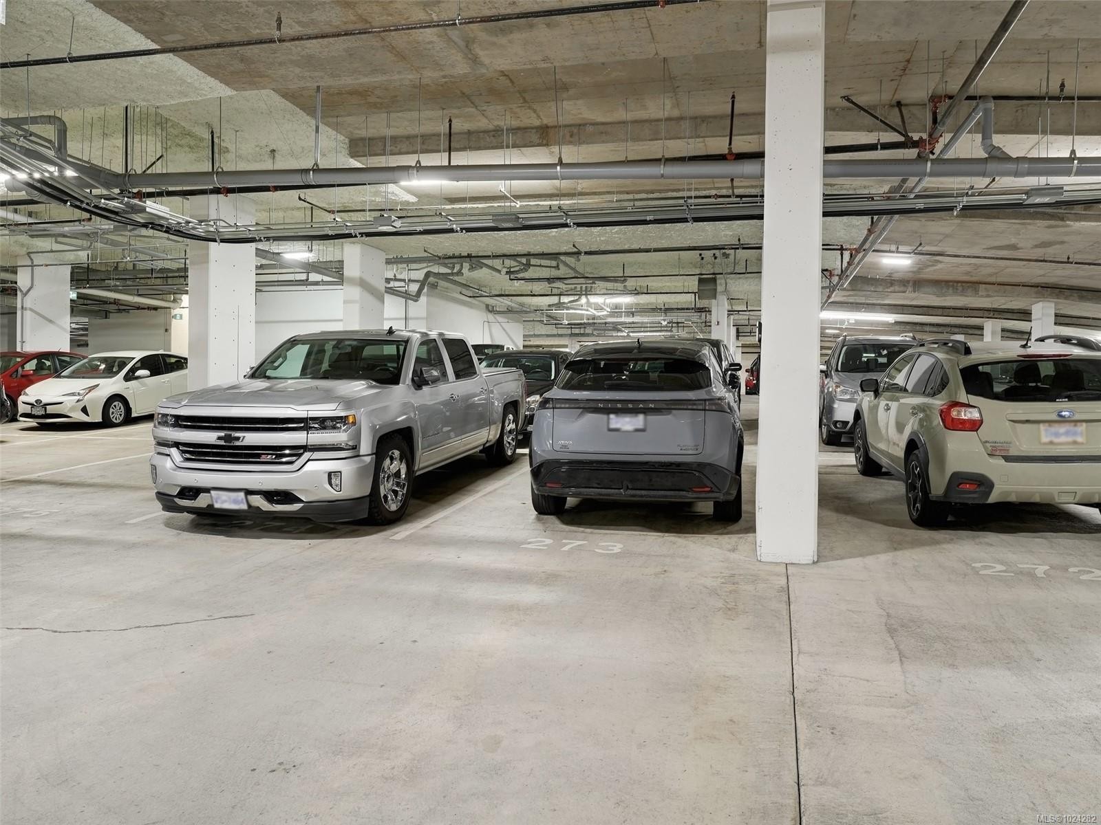 503-741 Travino Lane, Saanich, BC - Indoor Photo Showing Garage