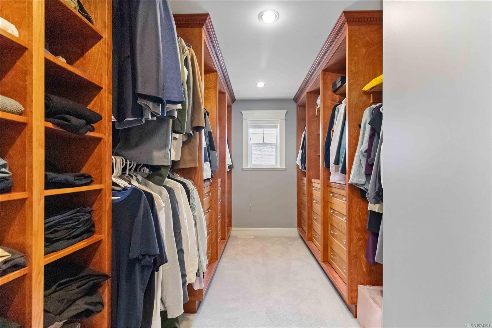 1287 Eston Pl, Langford, BC