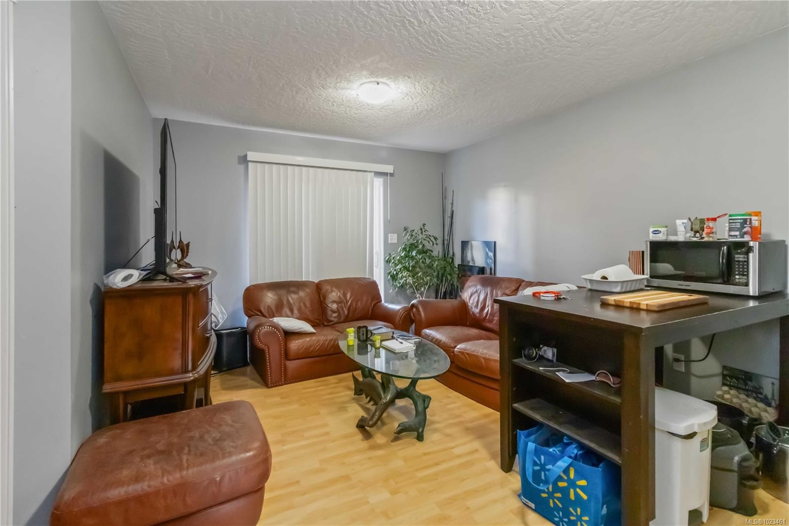 2562 Wentwich Rd, Langford, BC - Indoor