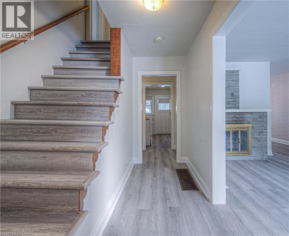 256 Limerick Road, Cambridge, ON - Indoor Photo Showing Other Room