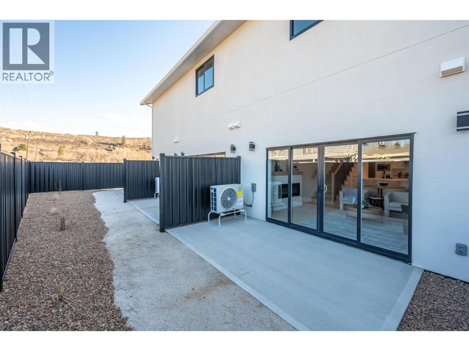 194 Maple Place Unit# 3, Oliver, BC - Outdoor With Exterior