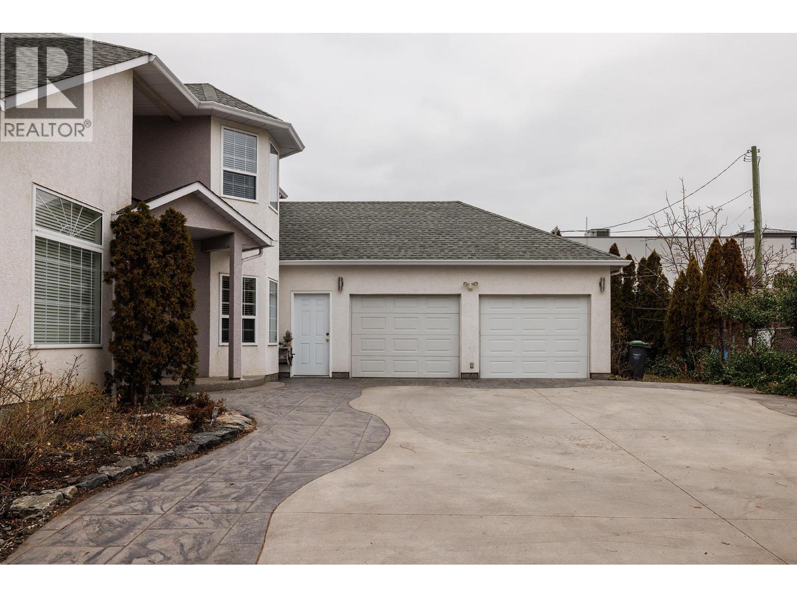 2761 Olalla Road, West Kelowna, BC - Outdoor