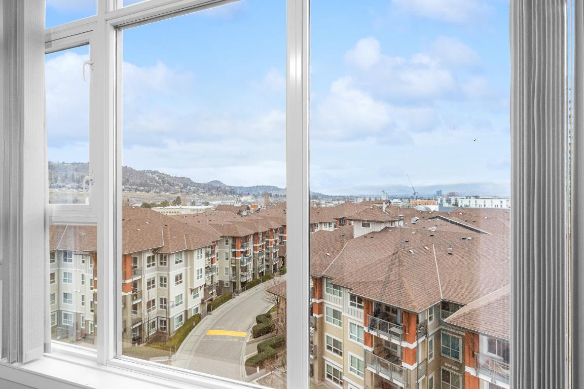 706-1075 Sunset Drive, Kelowna, BC - Indoor Photo Showing Other Room