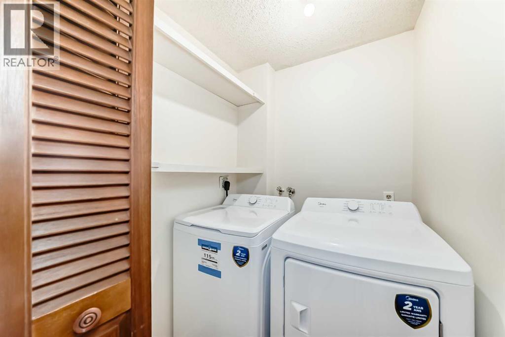 603, 330 15 Avenue Sw, Calgary, AB - Indoor Photo Showing Laundry Room