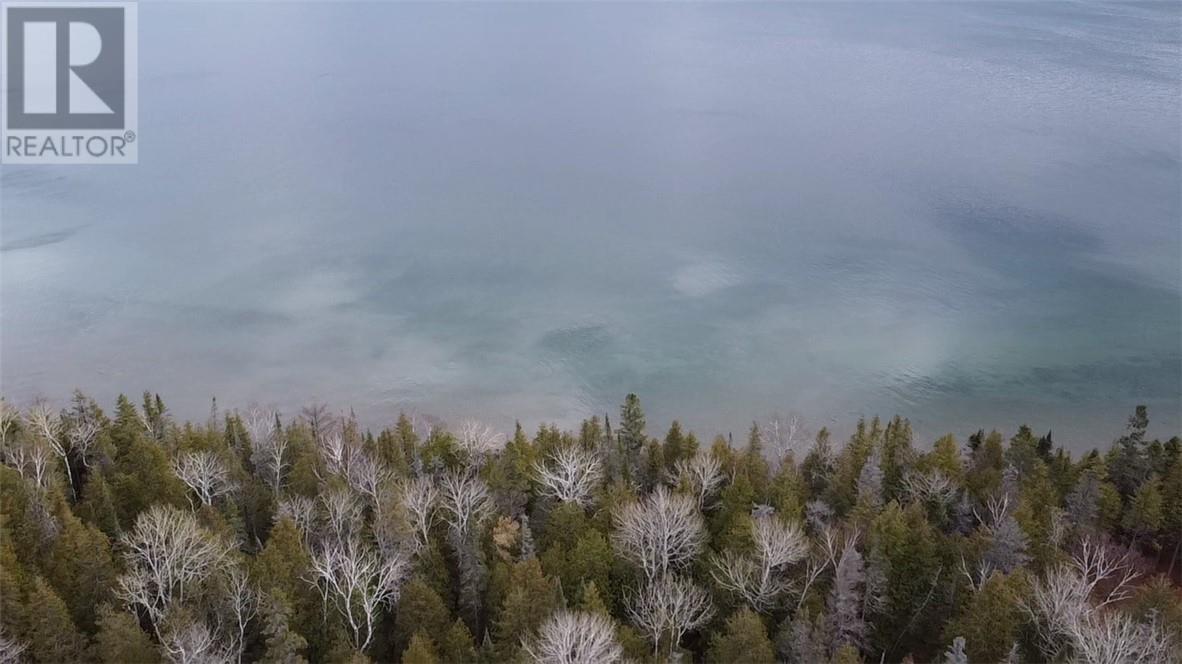 7 Sandy Point, Manitowaning, ON