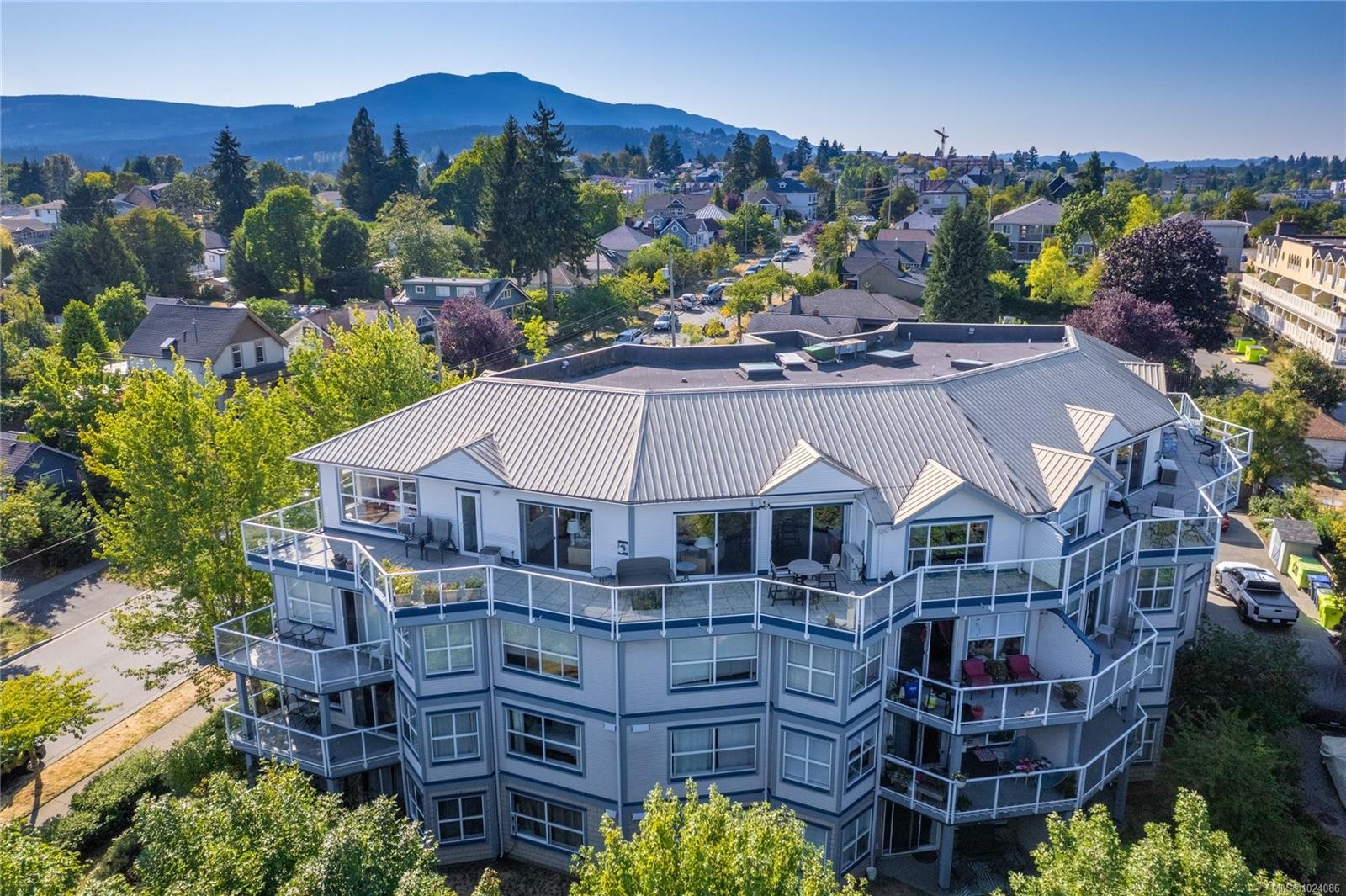 401-650 Prideaux St, Nanaimo, BC - Outdoor