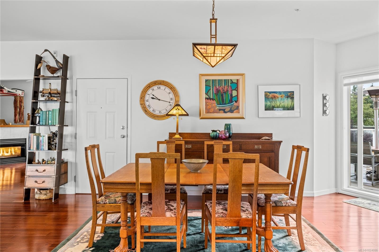 401-650 Prideaux St, Nanaimo, BC - Indoor Photo Showing Dining Room