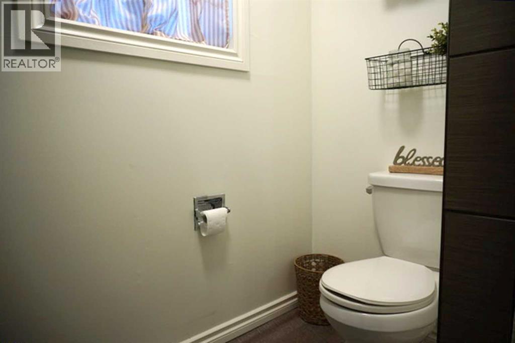 106157 Range Road 142, Rural Mackenzie County, AB - Indoor Photo Showing Bathroom