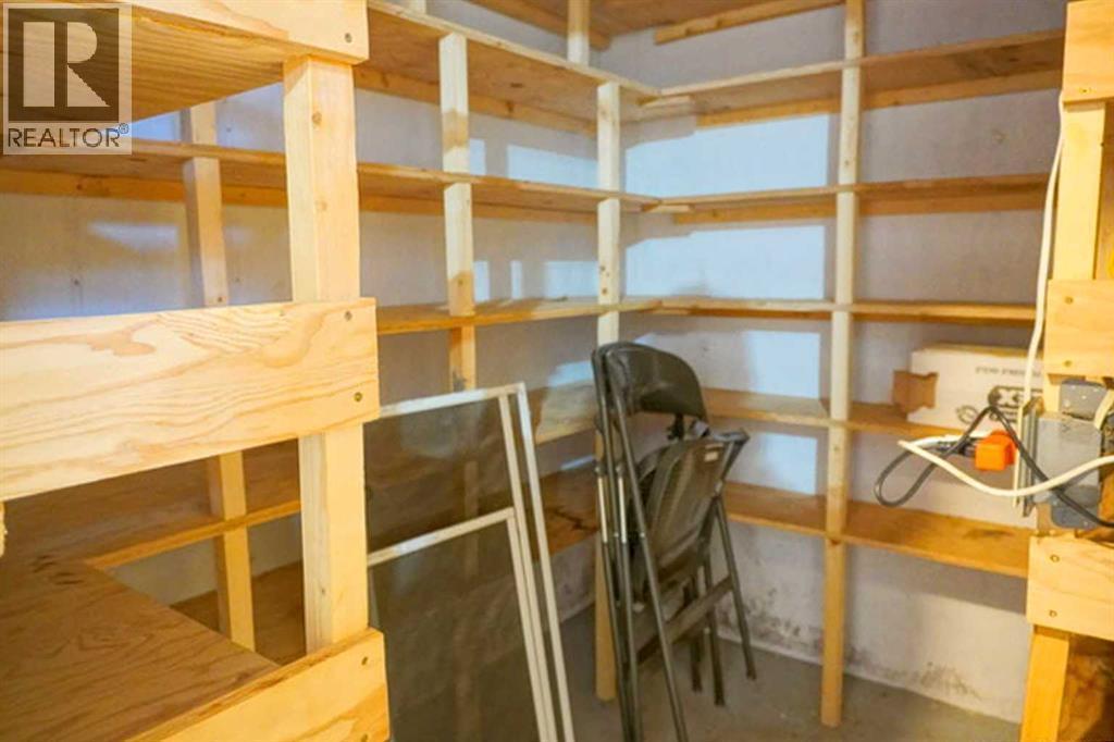 106157 Range Road 142, Rural Mackenzie County, AB - Indoor With Storage