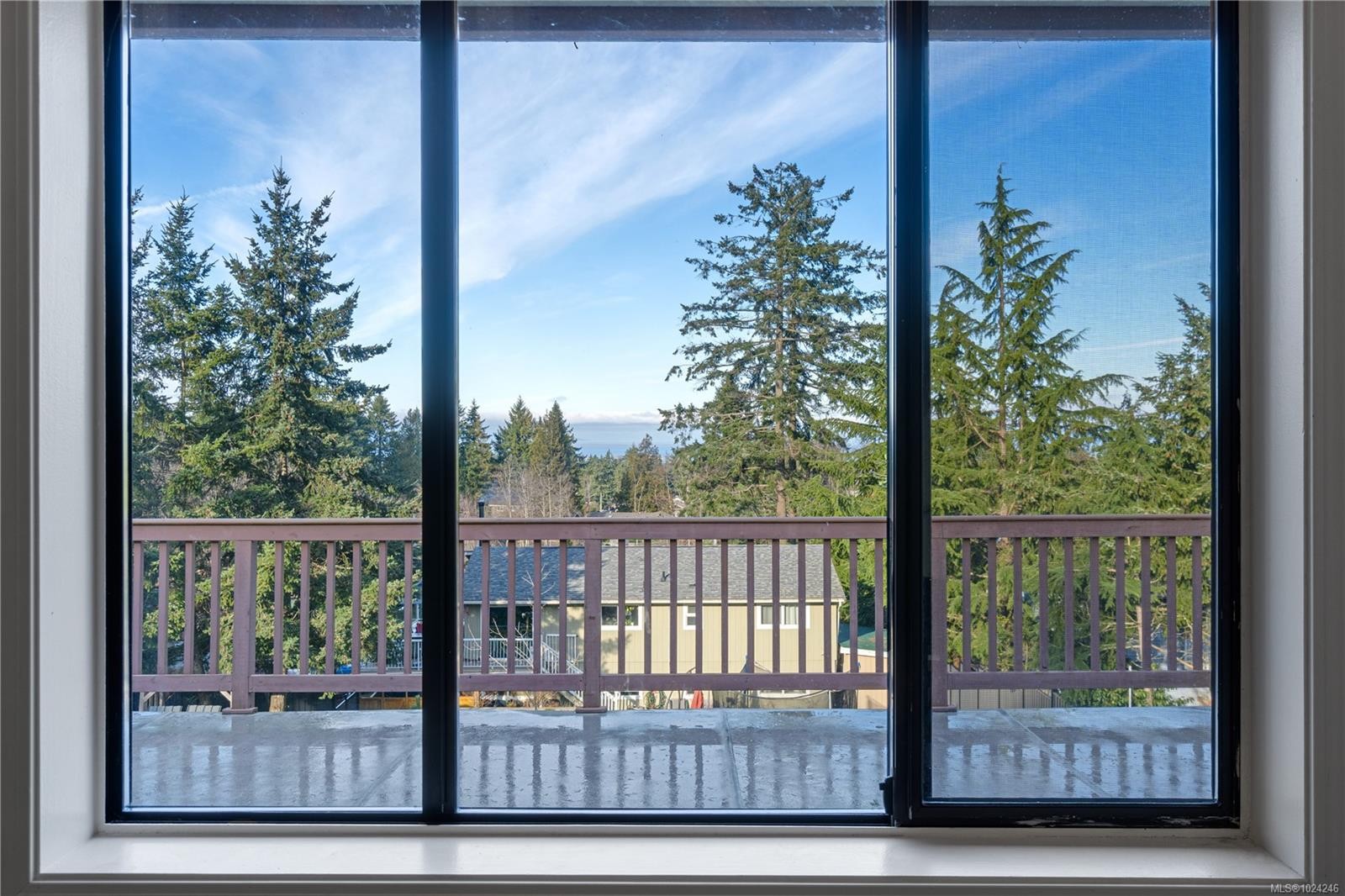 7496 Clark Cres, Lantzville, BC