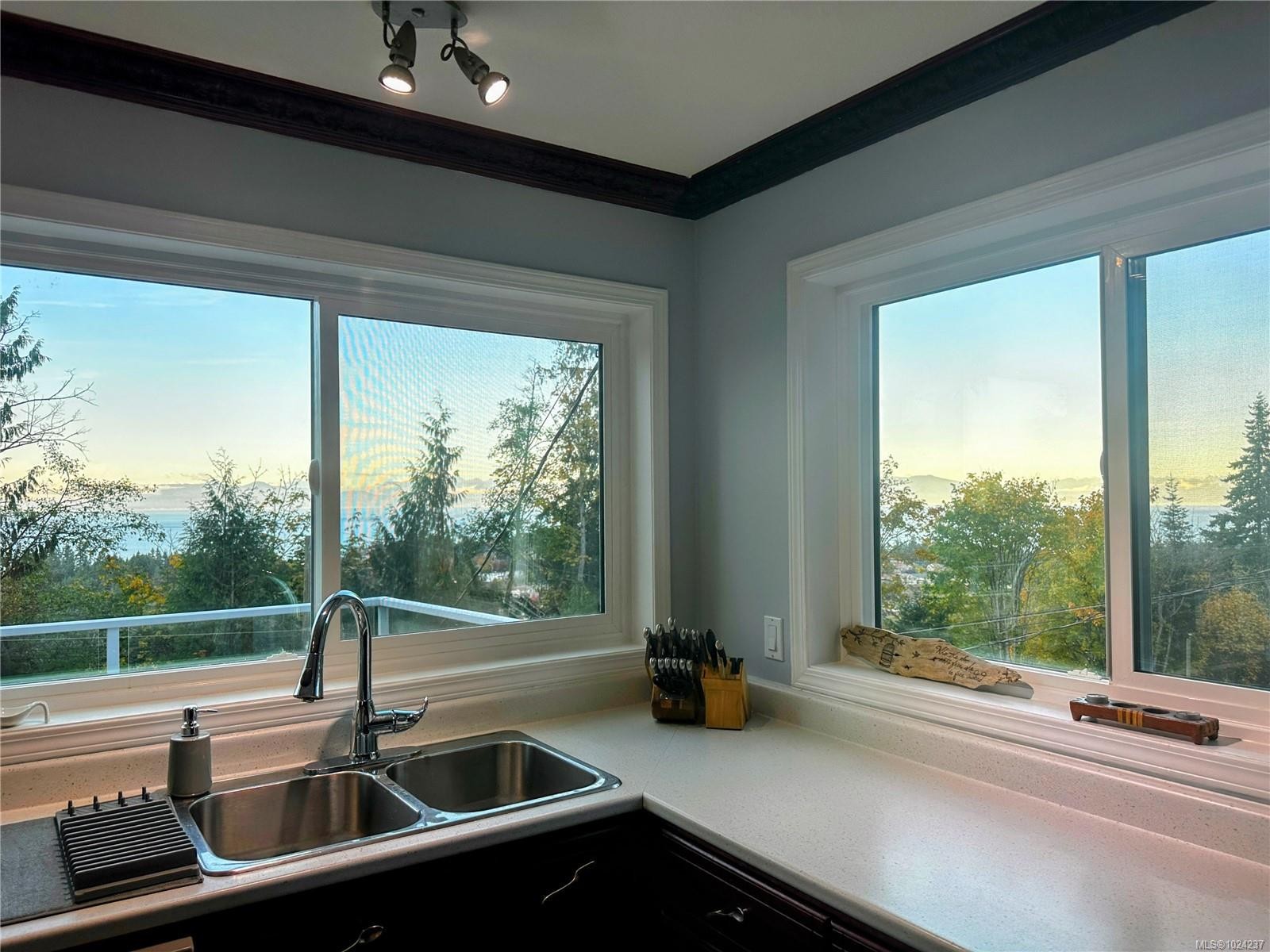 4955 Laguna Way, Nanaimo, BC