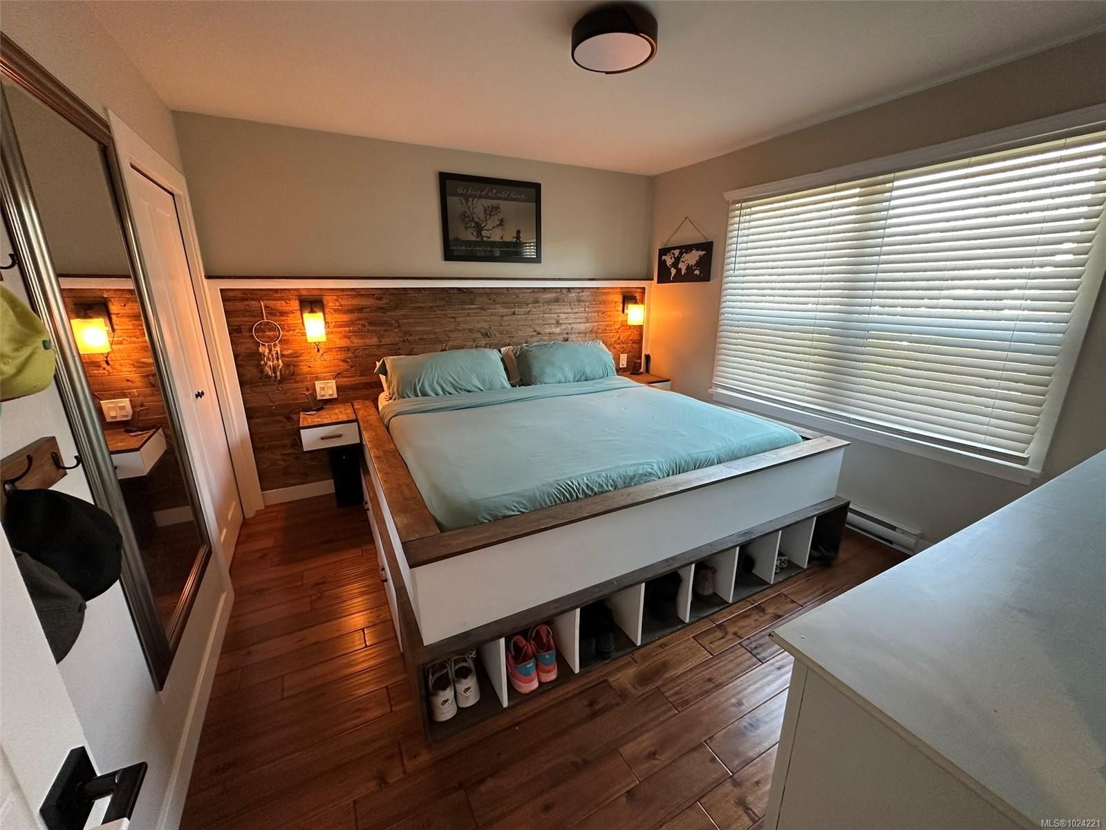 2554 Shakespeare St, Victoria, BC