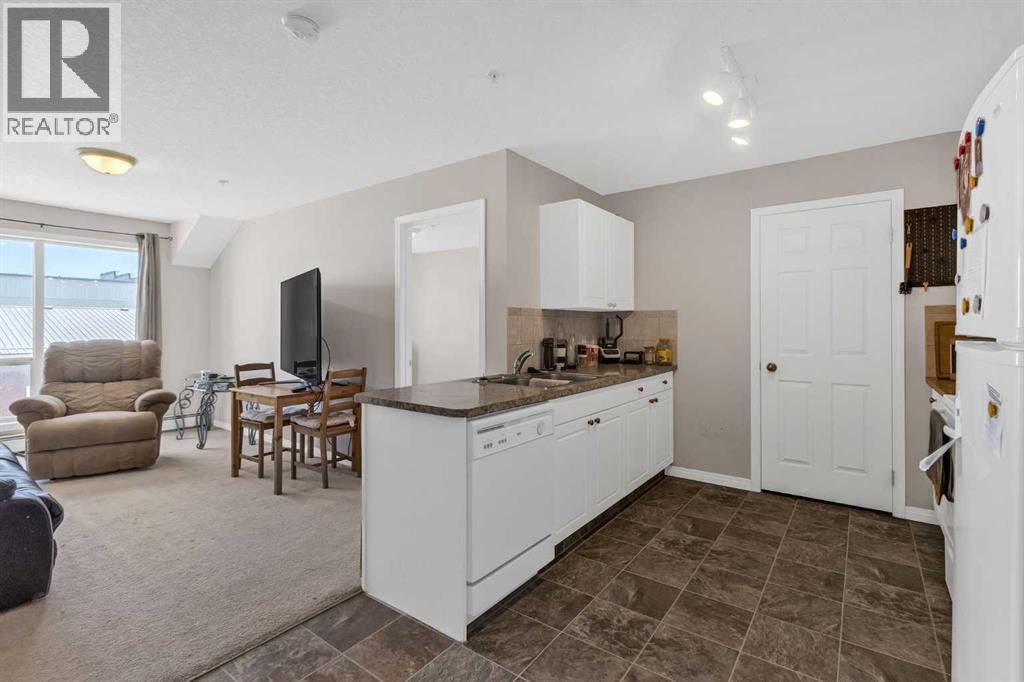 207, 1010 Railway Street, Crossfield, AB - Indoor