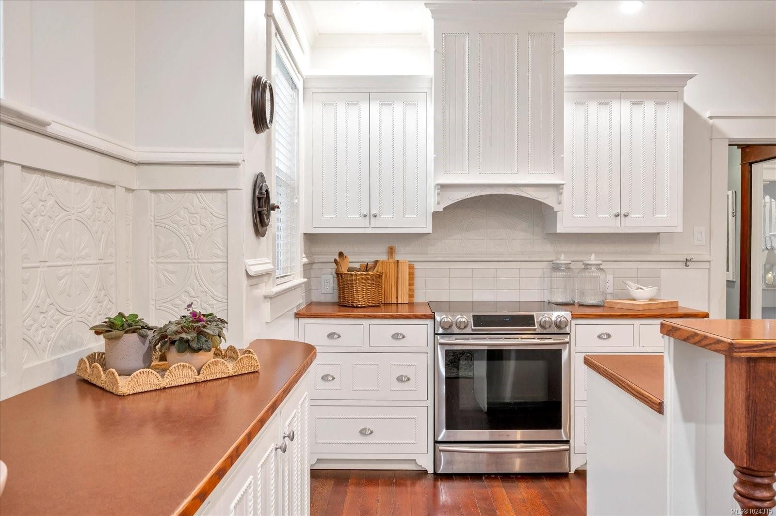 16 Irwin St, Nanaimo, BC