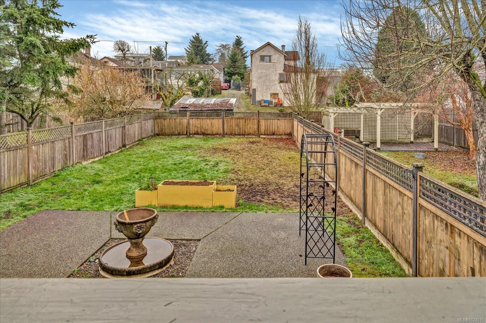 16 Irwin St, Nanaimo, BC